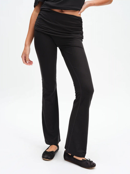 CloudKnit Flared Legging